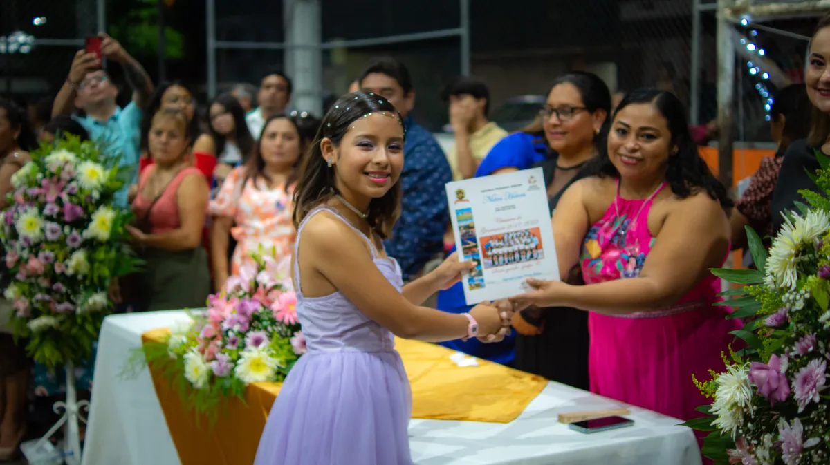 Fotografía de graduación en Campeche — 17